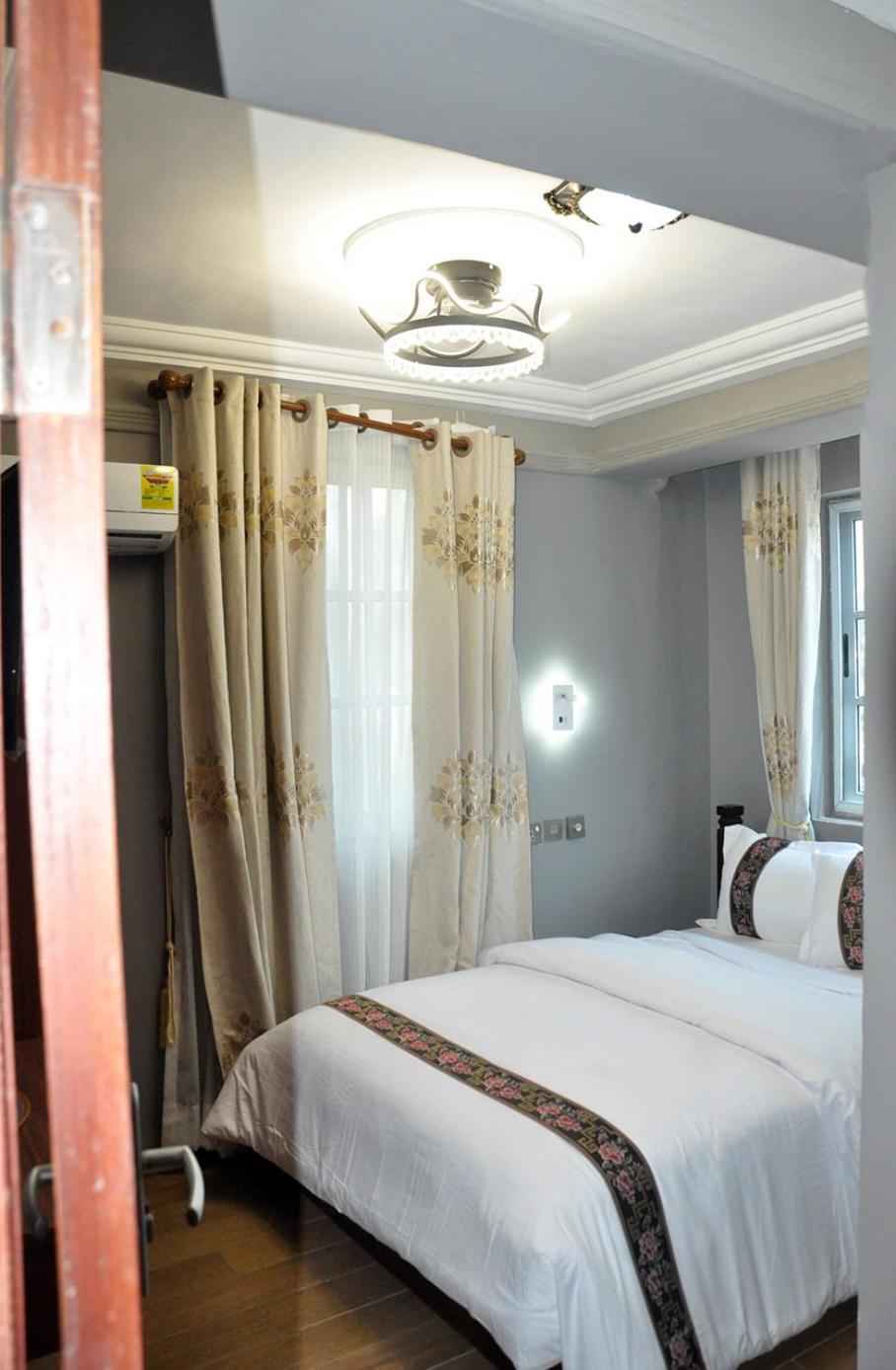 Ocean6 Otel Kokrobite Dış mekan fotoğraf